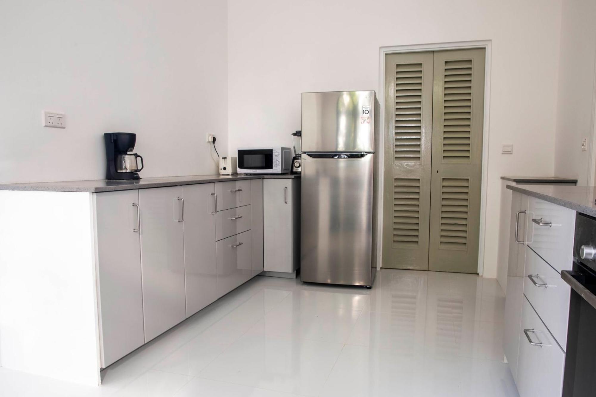 Paradise Heights Luxury Apartments & Villa بو فالون الغرفة الصورة